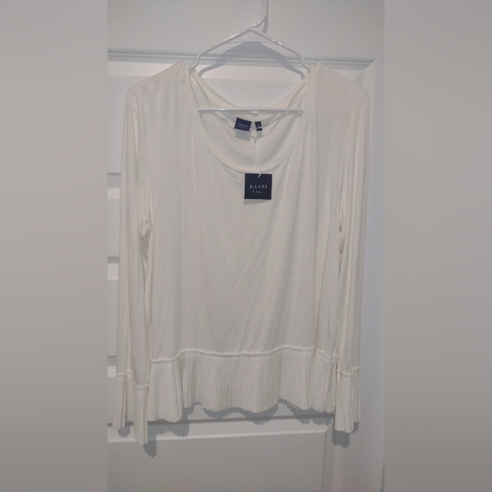 Long sleeve tee blouse